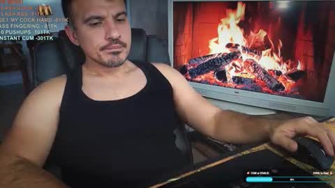 officeman7 online show from December 2025 12:44:02 PM