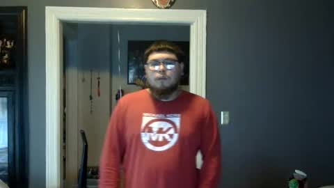 Snapshot of oflores77 chatting on May 2026 02:12:01 PM oscar flores online show from May 2026 02:12:01 PM