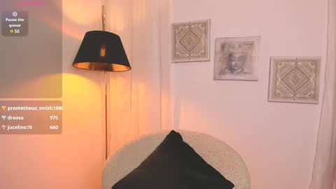  Holly  online show from February 2025 12:06:02 AM