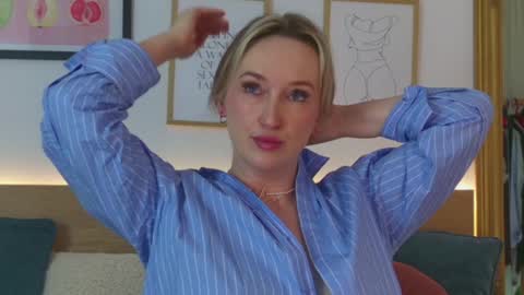 Snapshot of oh_kitty chatting on February 2025 09:46:02 AM Kourtney online show from February 2025 09:46:02 AM