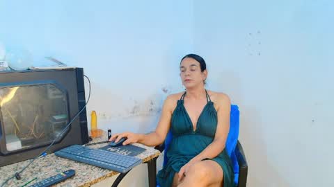 LU online show from April 2026 01:55:02 AM