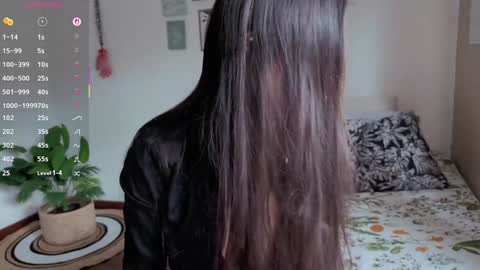 Snapshot of ohanna_ chatting on October 2025 08:53:02 PM ohanna_ online show from October 2025 08:53:02 PM