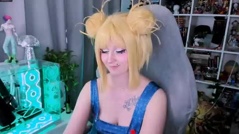 Snapshot of ohclementinee chatting on May 2026 02:47:01 PM Clementine Clem online show from May 2026 02:47:01 PM