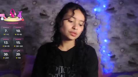 Nina online show from September 2025 08:25:02 PM