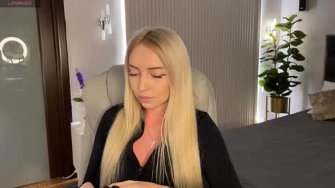 Emma online show from January 2026 01:09:02 AM