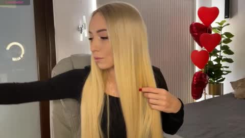 Emma online show from March 2026 01:22:02 AM