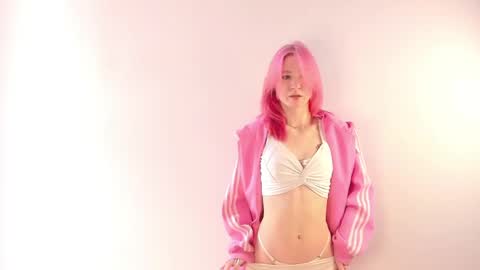 Emi and Ohpi online show from April 2026 10:41:01 AM