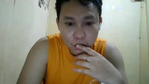 Snapshot of ohyeah006 chatting on November 2025 02:33:01 PM ohyeah006 online show from November 2025 02:33:01 PM