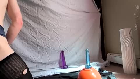 oibrev49 online show from April 2026 07:08:02 PM