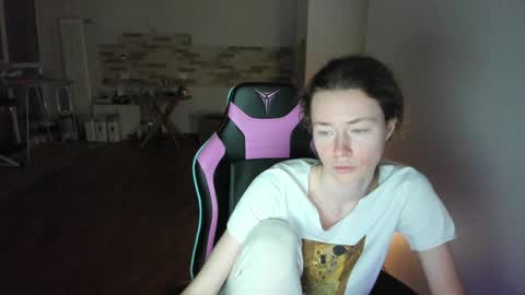 Snapshot of oksanafedorova chatting on May 2026 08:50:02 PM Welcome to my fans page online show from May 2026 08:50:02 PM