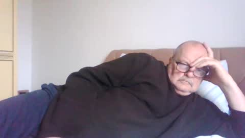 old_fkrr_ online show from November 2025 10:47:01 AM