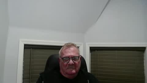 oldguybigd online show from February 2026 05:39:01 AM
