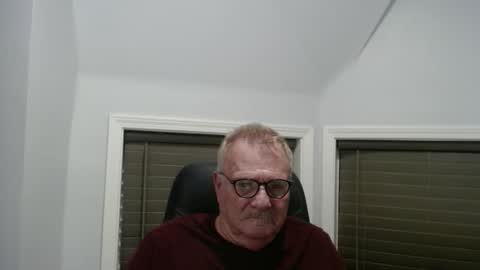 oldguybigd online show from May 2026 05:26:02 AM