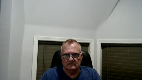 Snapshot of oldguybigd chatting on June 2026 03:53:02 AM oldguybigd online show from June 2026 03:53:02 AM