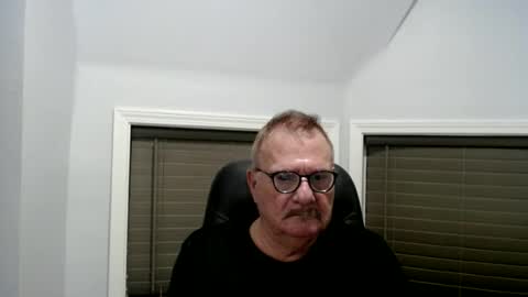 Snapshot of oldguybigd chatting on July 2026 04:31:01 AM oldguybigd online show from July 2026 04:31:01 AM