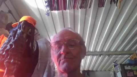 oldman1154565 online show from July 2026 04:46:01 PM