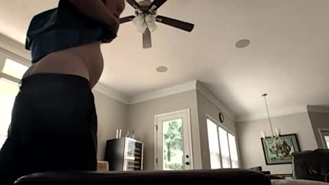 oldsubman online show from April 2026 04:26:01 PM