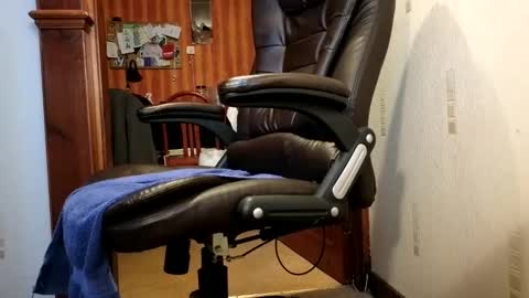 Snapshot of oldwanke chatting on February 2025 10:42:02 PM oldwankie online show from February 2025 10:42:02 PM