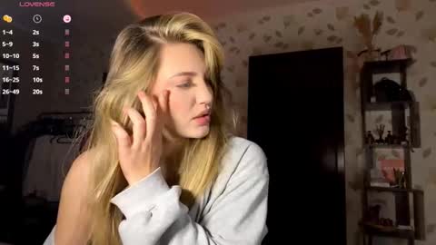 Kem online show from November 2025 04:17:02 PM