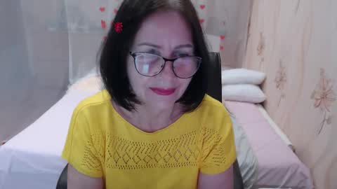 Snapshot of olgahottie chatting on October 2025 11:04:01 PM OlgaHottie online show from October 2025 11:04:01 PM