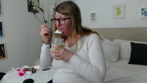 Olga Pavlova online show from March 2026 10:53:01 AM