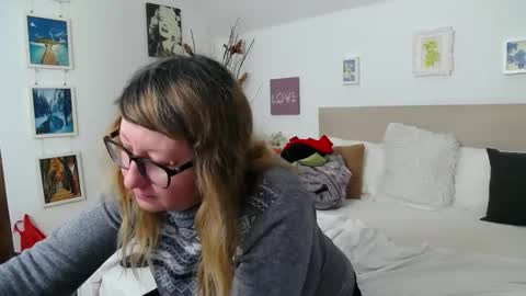 Olga Pavlova online show from April 2026 12:43:02 PM