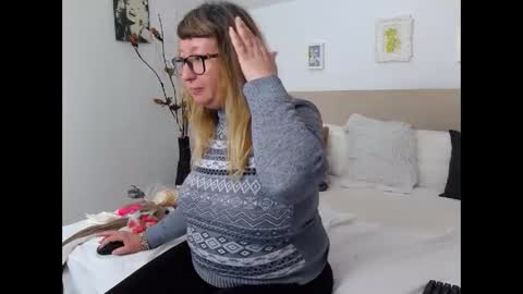 Olga Pavlova online show from April 2026 11:39:02 AM