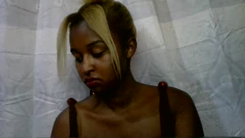 olinah610 online show from July 2026 07:45:01 AM