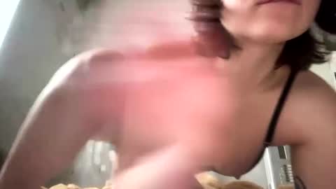 Oil online show from December 2024 10:19:01 AM