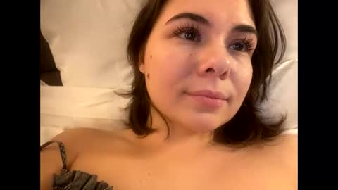 Oil online show from February 2025 07:38:02 PM