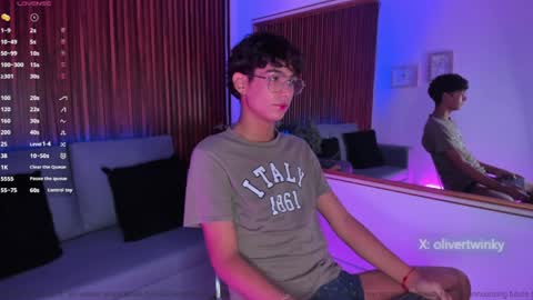 oliver20__ online show from April 2026 05:29:02 AM