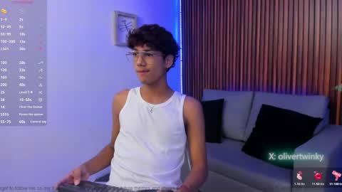 oliver20__ online show from April 2026 05:14:02 AM