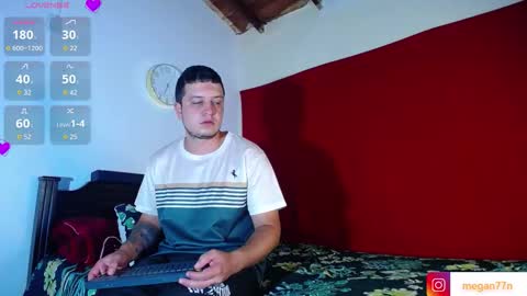 Snapshot of oliver_and_megan chatting on September 2025 09:33:01 AM Oliver and MeganIndependent online show from September 2025 09:33:01 AM