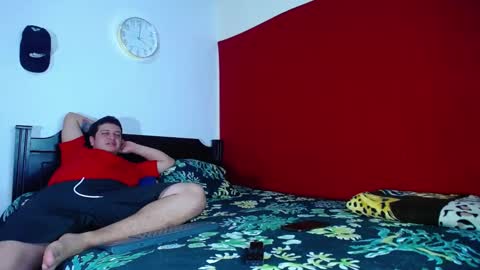 Snapshot of oliver_and_megan chatting on October 2025 09:01:01 AM Oliver and MeganIndependent online show from October 2025 09:01:01 AM