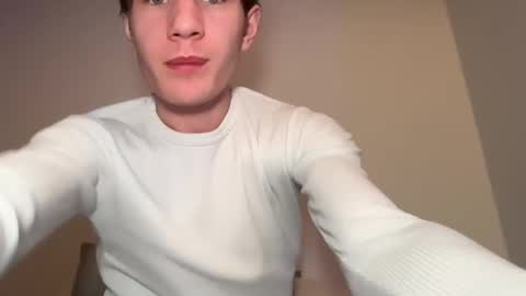 Snapshot of oliver_beck chatting on February 2025 02:01:02 AM Oliver Beck online show from February 2025 02:01:02 AM