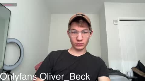 Snapshot of oliver_beck chatting on November 2025 07:23:01 PM Oliver Beck online show from November 2025 07:23:01 PM