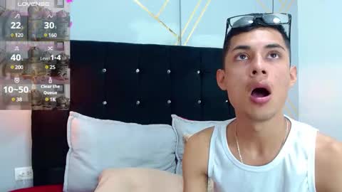 Oliver  Smith online show from January 2025 05:44:02 PM