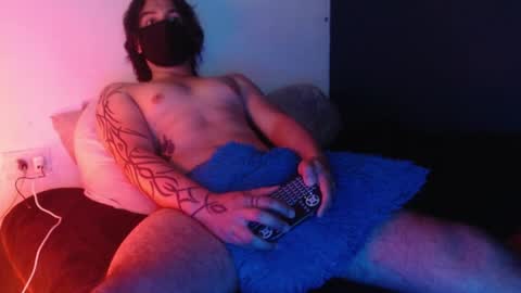 oliver_laid_2023 online show from January 2025 09:26:02 AM