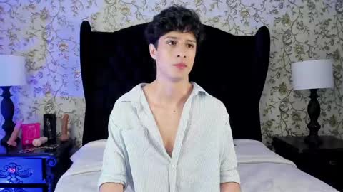  OLIVER  online show from April 2026 09:39:33 PM