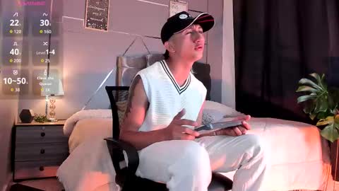 oliver mr  online show from November 2025 08:09:01 PM