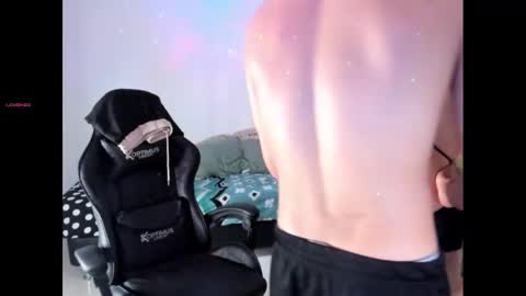 Snapshot of oliver_mrgn chatting on September 2025 07:48:01 PM oliver_mrgn online show from September 2025 07:48:01 PM