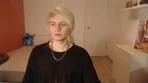 Oliver online show from November 2025 02:01:02 AM