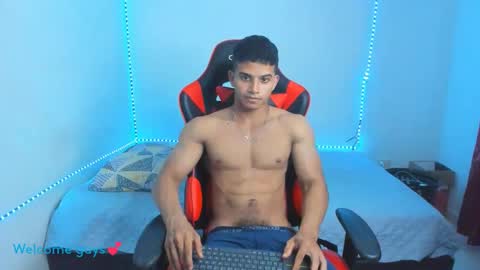 Snapshot of oliver_thompsson chatting on December 2024 09:41:02 PM oliver thompsson online show from December 2024 09:41:02 PM