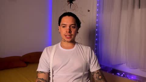 Snapshot of oliver_usher chatting on December 2024 12:30:01 AM Mr Blue Sky online show from December 2024 12:30:01 AM