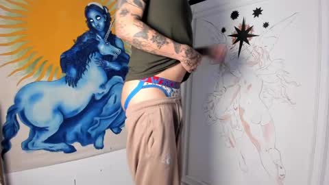 Snapshot of oliver_usher chatting on January 2025 11:37:02 PM Mr Blue Sky online show from January 2025 11:37:02 PM