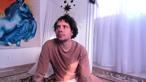 Snapshot of oliver_usher chatting on February 2025 09:34:02 PM Mr Blue Sky online show from February 2025 09:34:02 PM