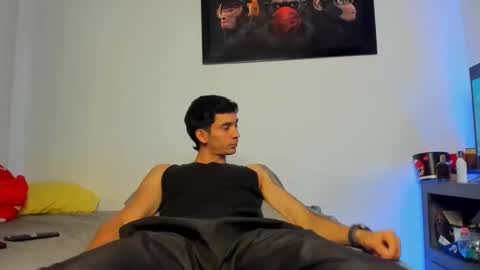 Oliver bennet online show from October 2025 11:31:01 PM