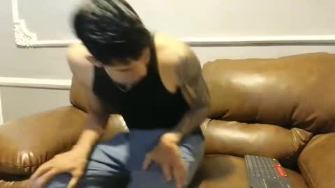 Oliver bennet online show from January 2026 02:10:01 PM