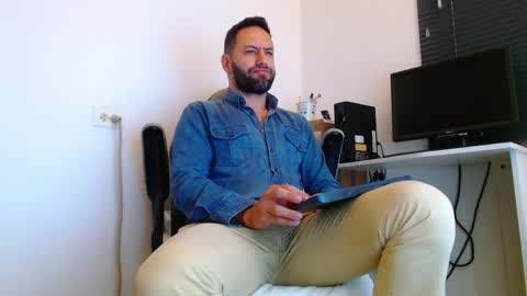 oliver online show from April 2026 01:34:01 PM