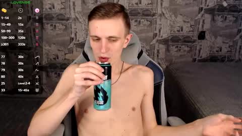 Snapshot of oliverfresh chatting on February 2025 09:04:01 AM Oliver online show from February 2025 09:04:01 AM